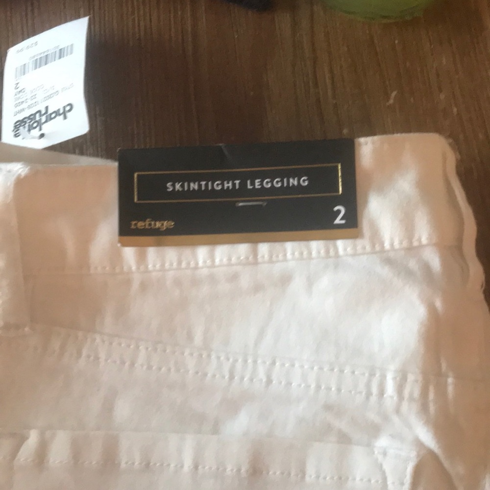 White skintight jeggings